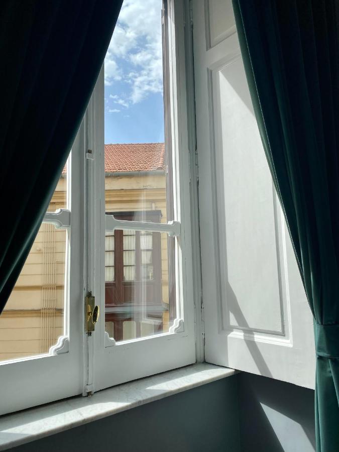 Quatrum Napoli - B&B Екстериор снимка