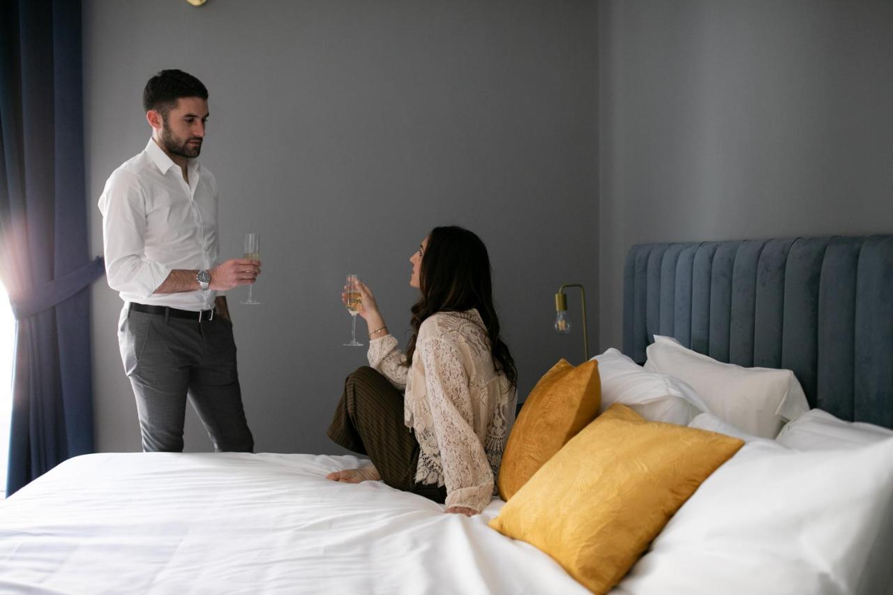 Quatrum Napoli - B&B Екстериор снимка